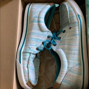 Women’s Twisted x Hooey shoes